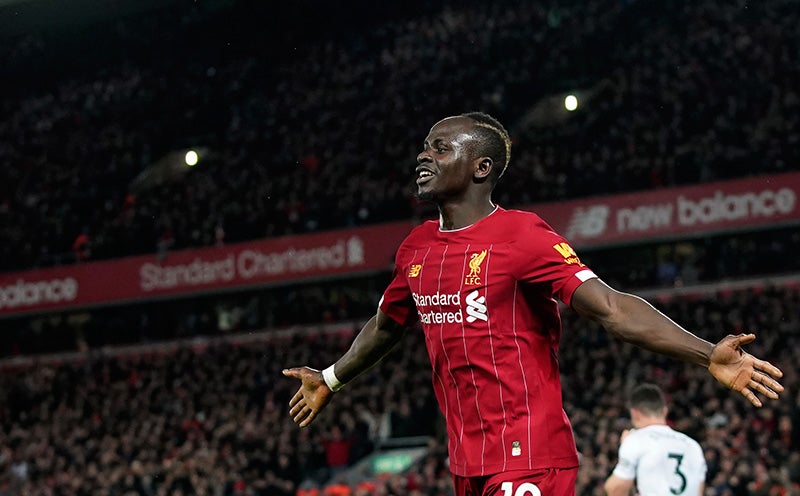 Sadio Mané celebra un gol con el Liverpool