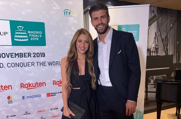 Shakira y Piqué posan para la foto