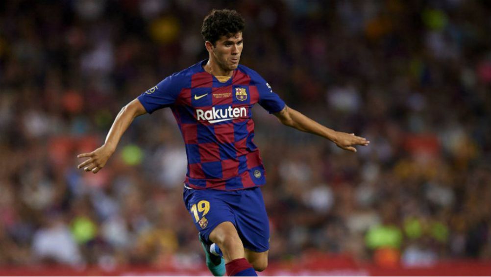 Carles Aleñá jugando con Barcelona