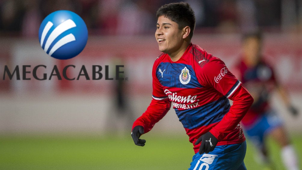 Javier López celebra gol ante Necaxa