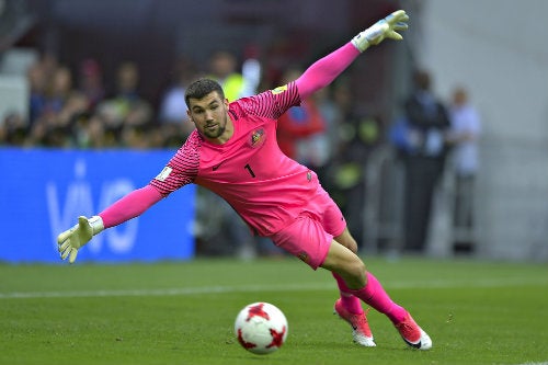 Mat Ryan durante un partido con Australia