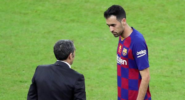 Valverde da indicaciones a Busquets