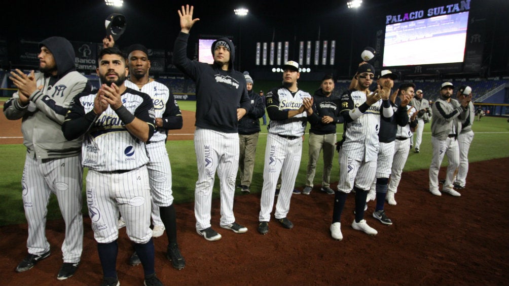 Sultanes de Monterrey después de partido