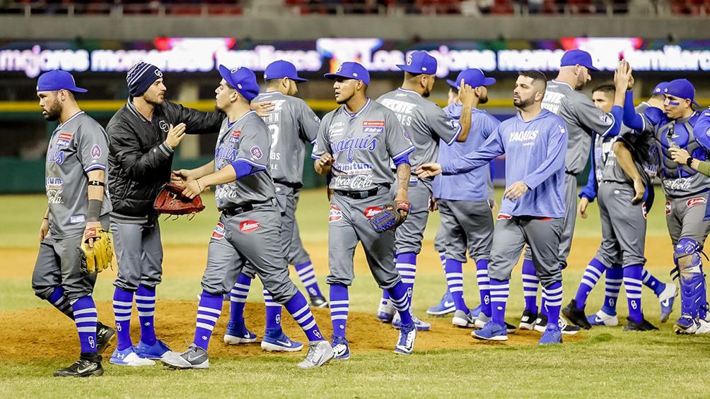 Yaquis de Obregón previo a un partido de LMP