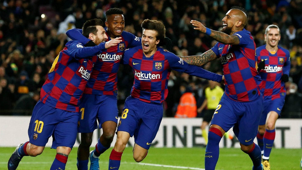 Jugadores del Barcelona celebrando un gol