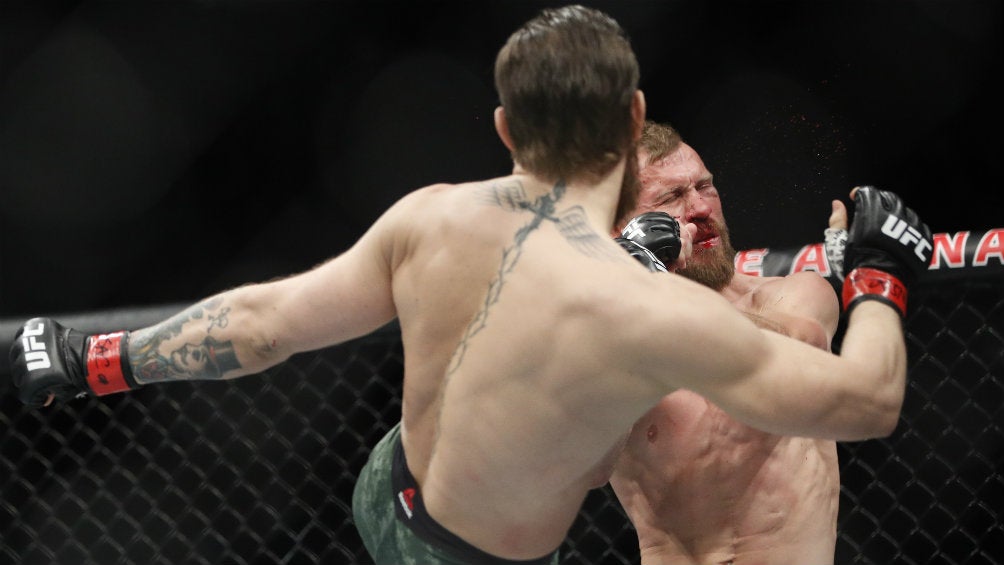 Conor McGregor noqueó en su regreso a UFC