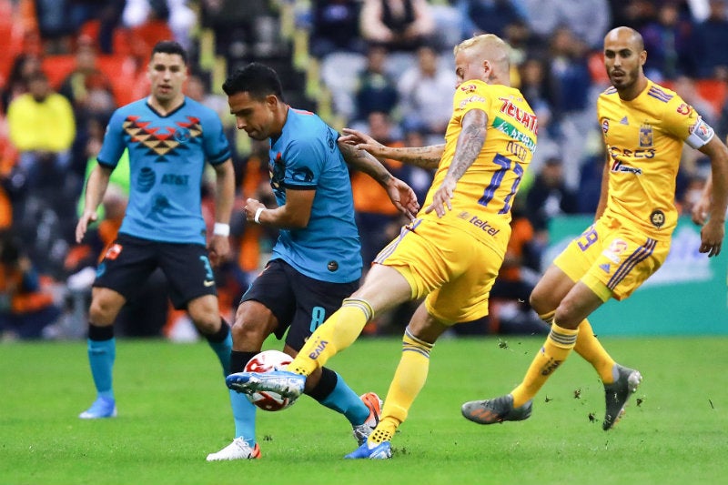 Jesús Escoboza en partido con América 