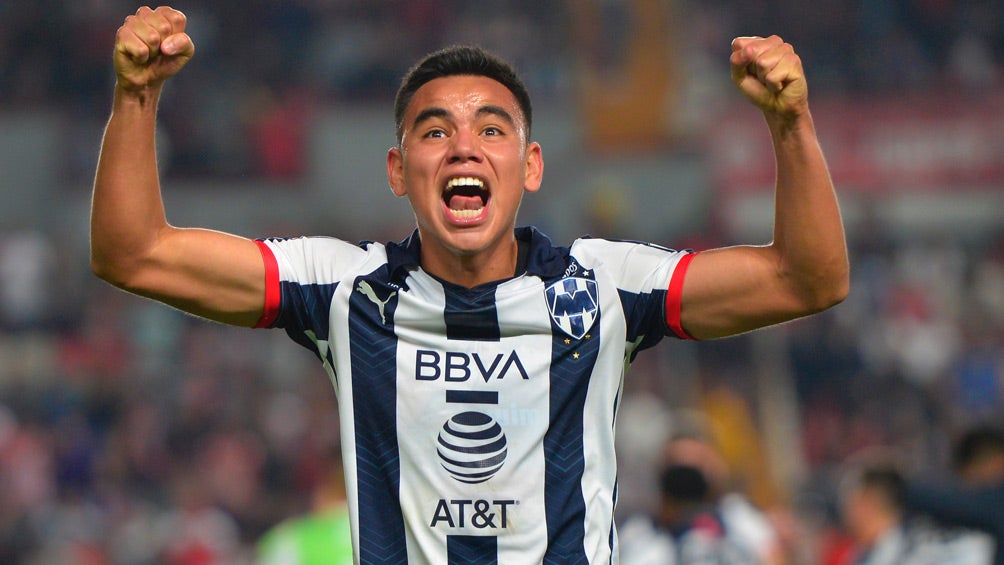 Carlos Rodríguez celebra un gol con Rayados