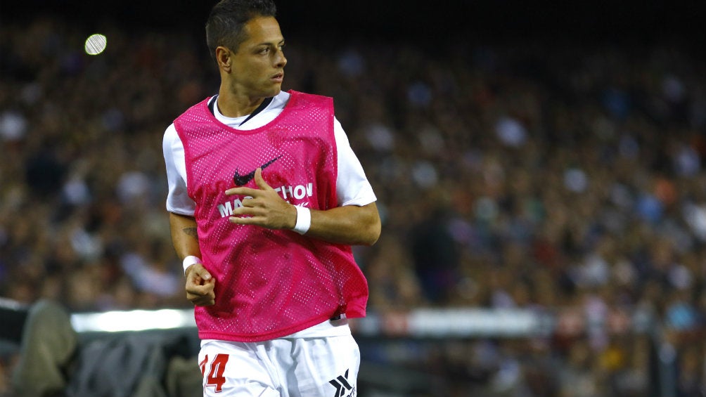 Javier Hernández previo a un partido con Sevilla