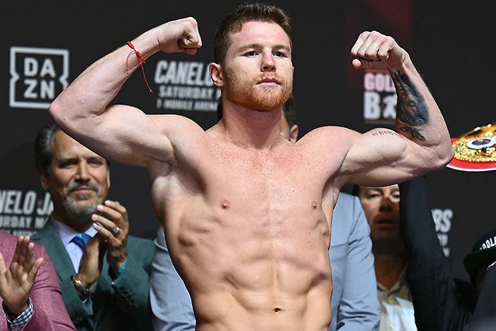 Canelo, en un pesaje