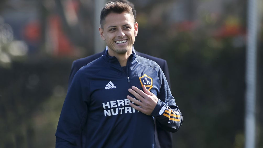 Chicharito, en un entrenamiento con el Galaxy 