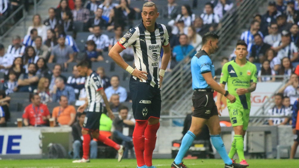 Funes Mori, durante un juego con Rayados