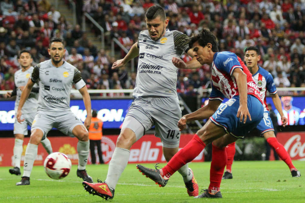 Macías en el juego ante Dorados de Copa MX