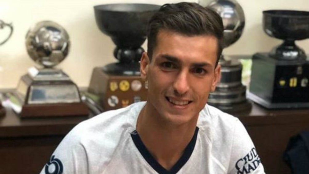 Pumas pagó a Racing y Juan Dinenno ya firmó su contrato