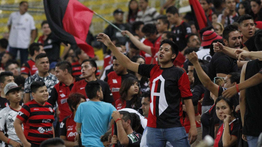 Aficionados de Atlas en el Estadio Jalisco