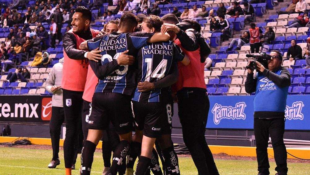 Jugadores de Gallos, en festejo contra Puebla