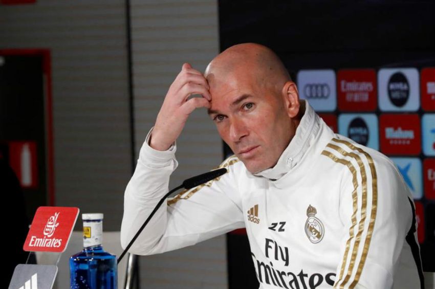 Zidane en una conferencia en Valdebebas 