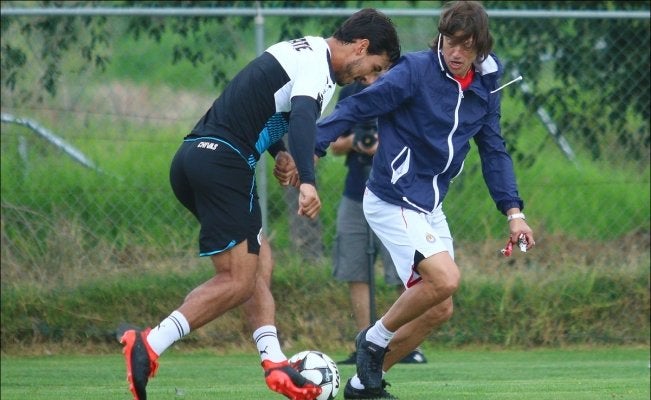 Matías Almeyda con Alanís