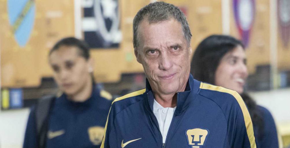 Rodrigo Ares de Parga en el Estadio Azteca