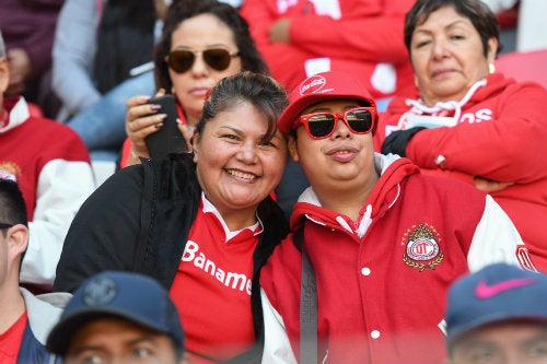 Fanáticos de los Diablos Rojos durante un juego de Copa MX