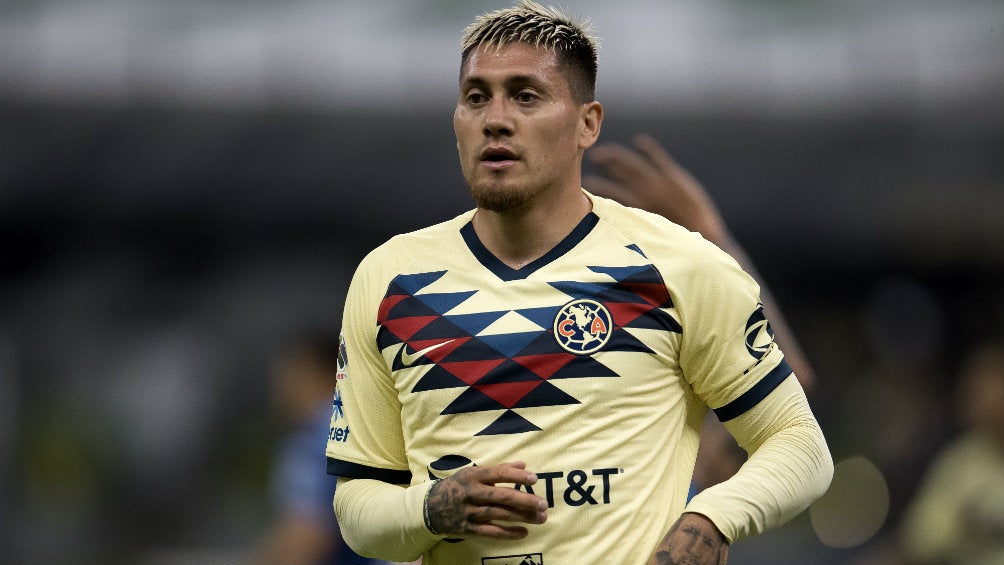 Nico Castillo en partido con América