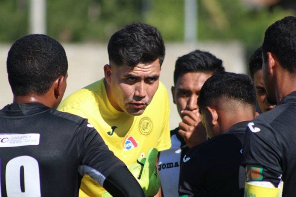 Bernardo Gradilla en acción con Diriangén FC 