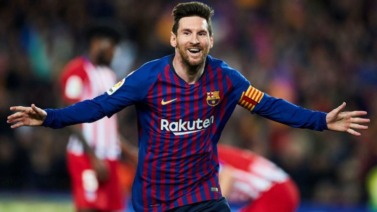 Lionel Messi festeja gol con el Barcelona 