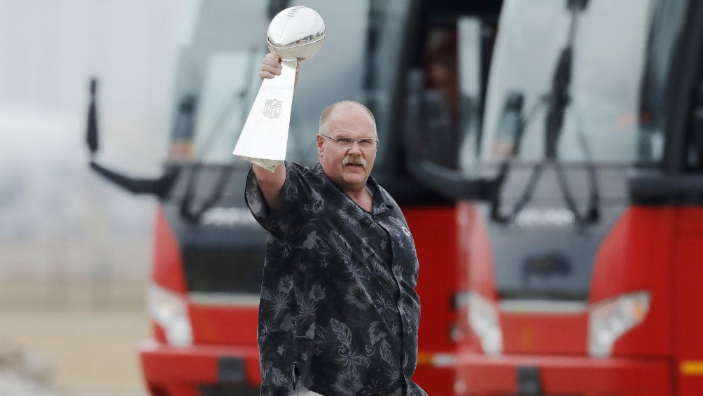 Andy Reid con el título Vince Lombardi