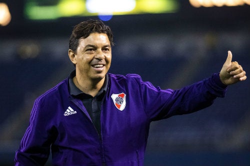 El entrenador de River Plate durante un partido