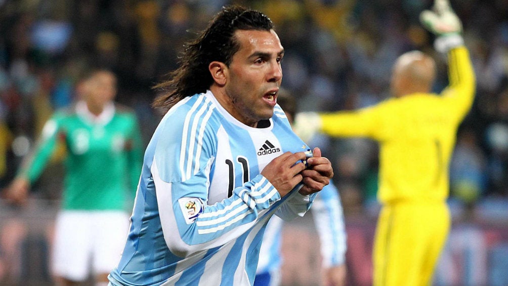 FIFA celebró cumpleaños de Carlos Tévez