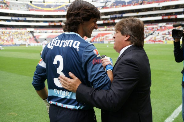 Federico Vilar con su extécnico Miguel Herrera