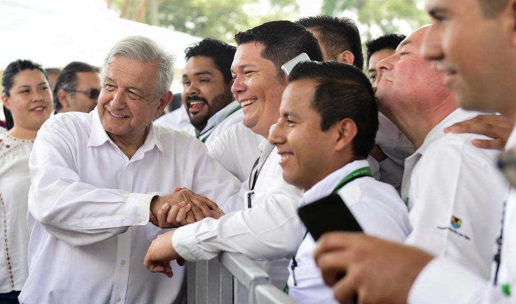 AMLO en Chiapas iniciando  la obra de conexión del gasoducto Cactus, Tamaulipas, con el tubo Mayakan