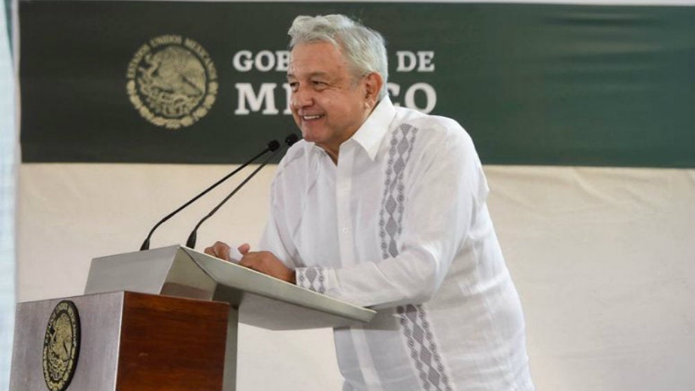 AMLO en un conferencia en Yucatán 