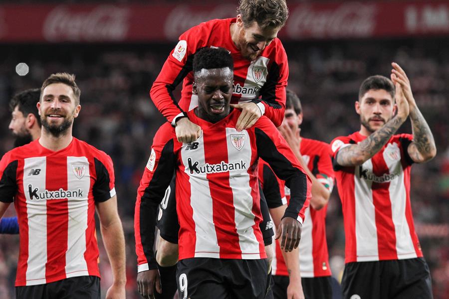 Jugadores del Athletic en festejo de gol