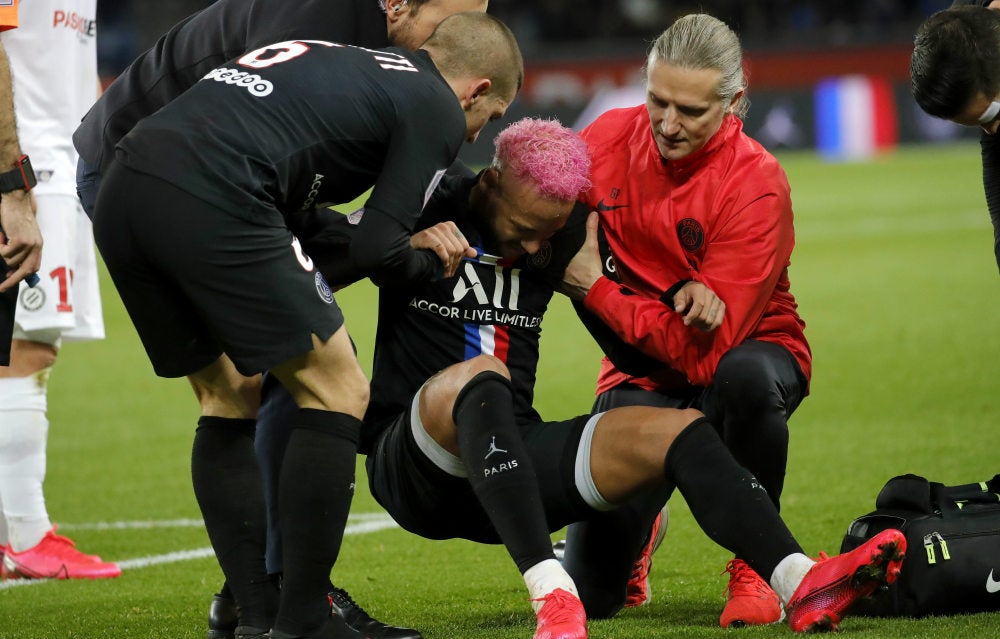 Neymar durante un partido con el PSG