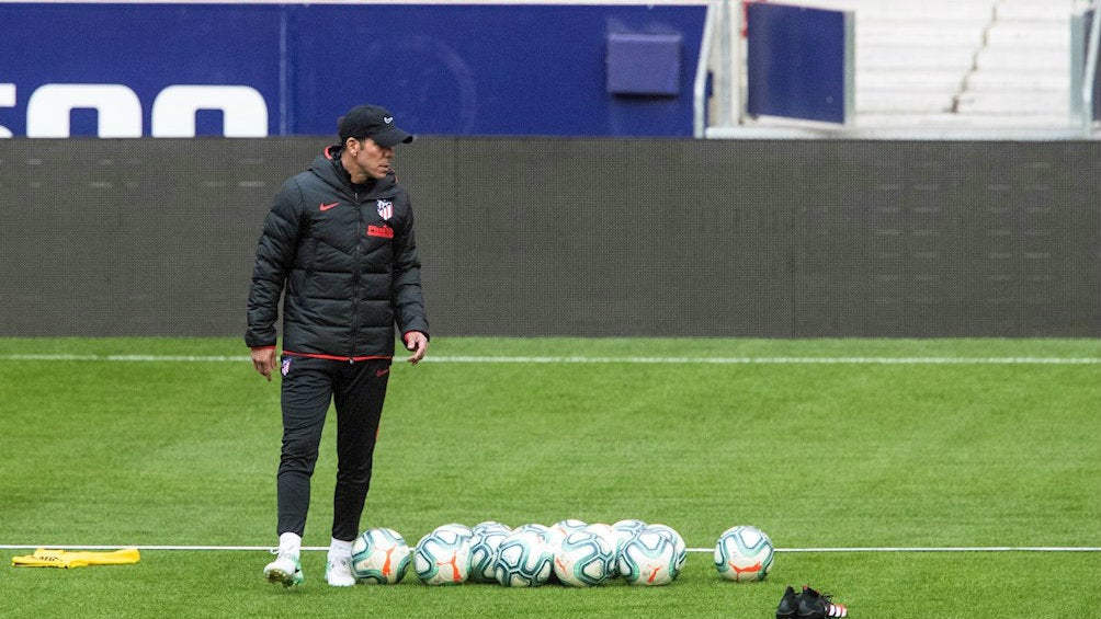 Diego Simeone durante un entrenamiento del Atlético de Madrid