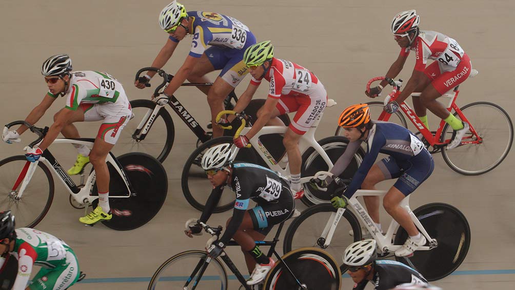 Ciclistas en Olimpiada Nacional