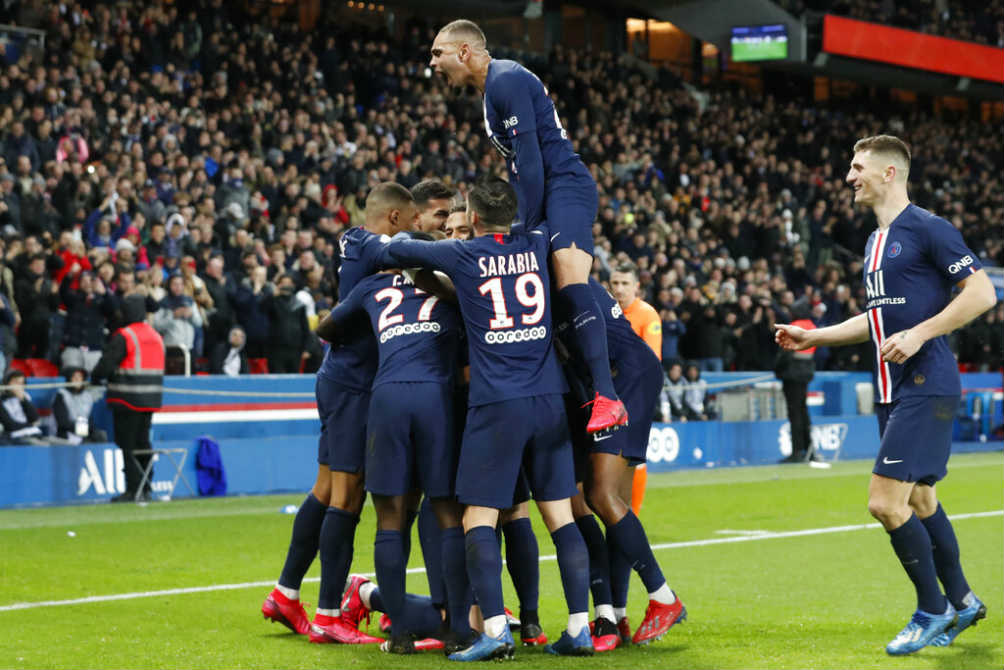 Jugadores del PSG, en festejo de una anotación