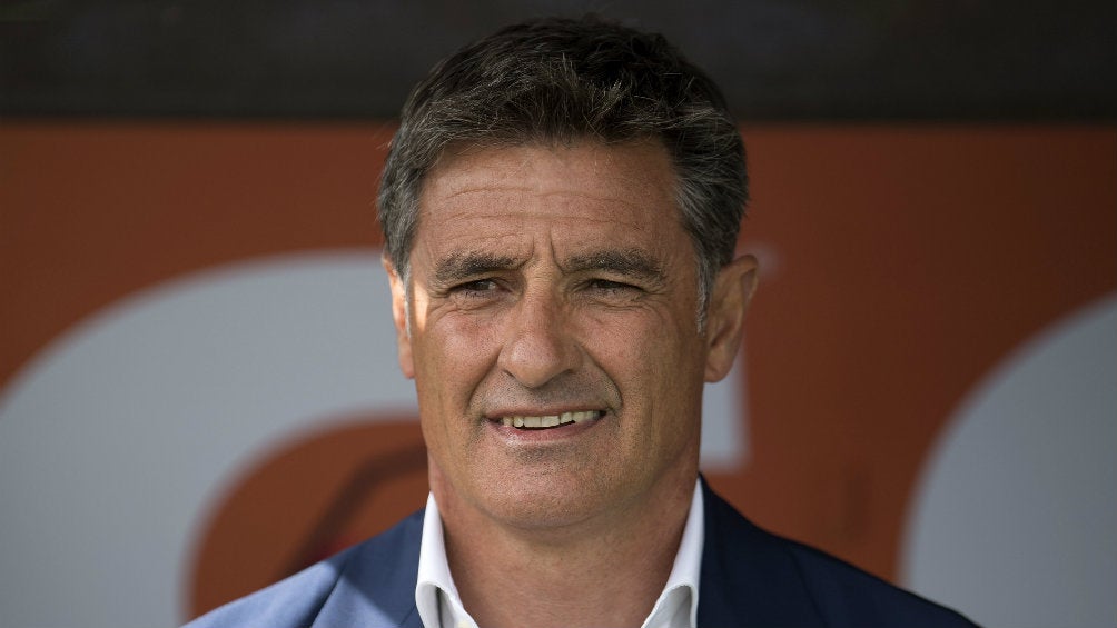 Míchel González, técnico de Pumas