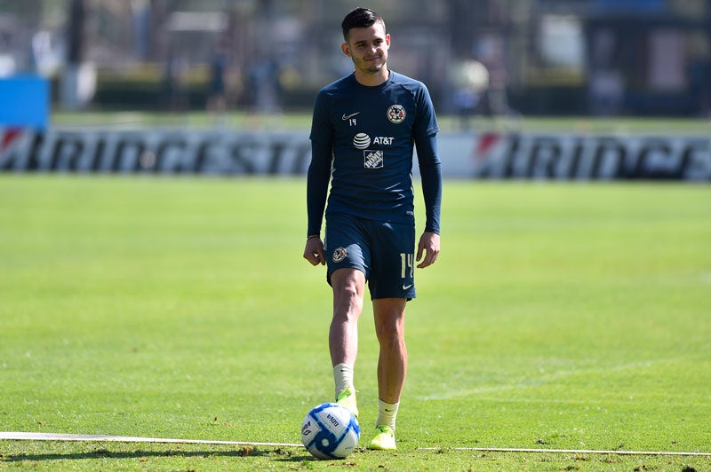 Nicolás Benedetti, en un entrenamiento con América