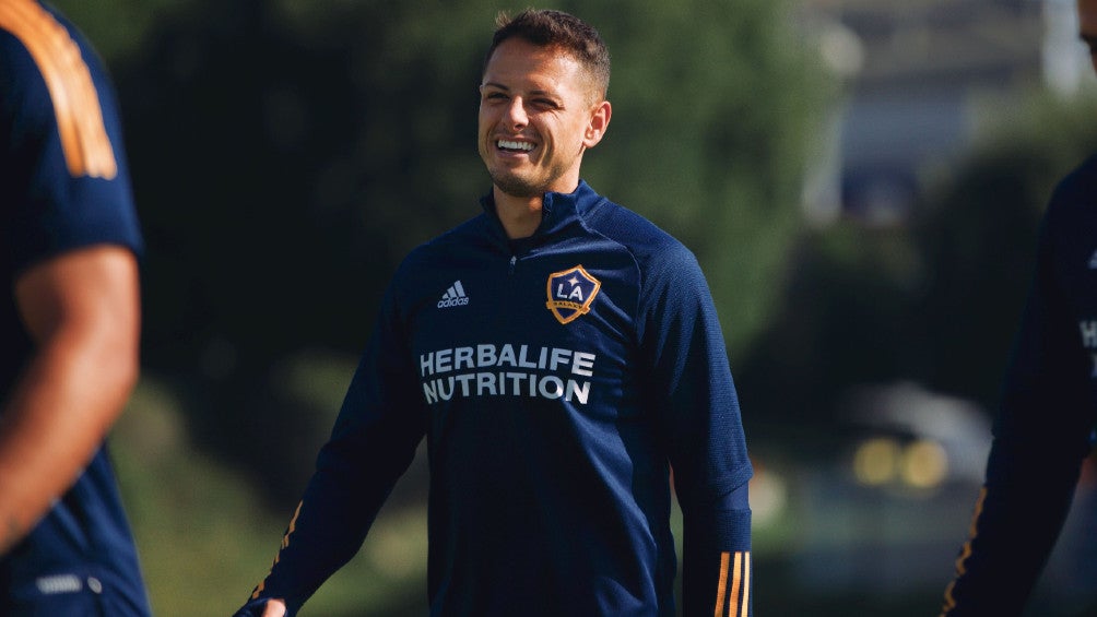 Javier Hernández durante un entrenamiento con Galaxy