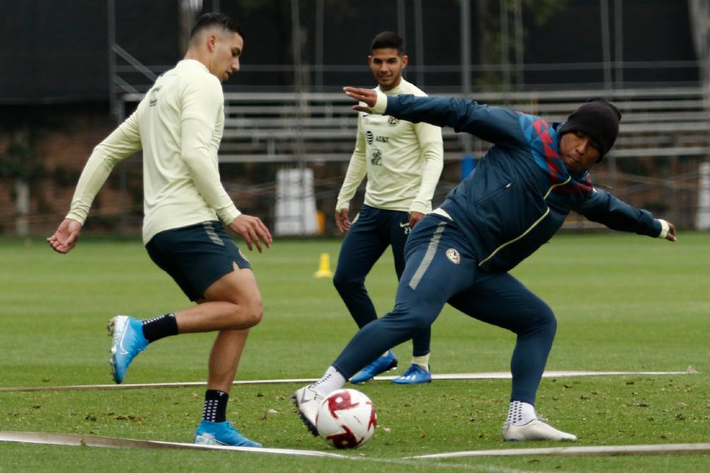 Roger Martinez, durante el entrenamiento de las Aguilas del América