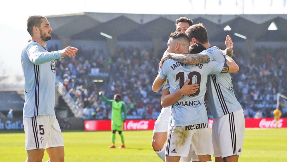 Jugadores del Celta festejan la anotación contra el Leganés