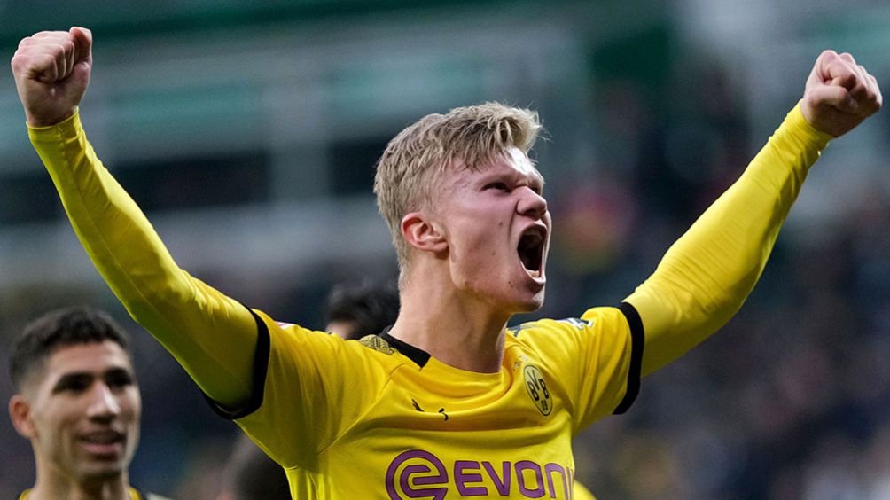 Erling Haaland festeja un gol con Dortmund 