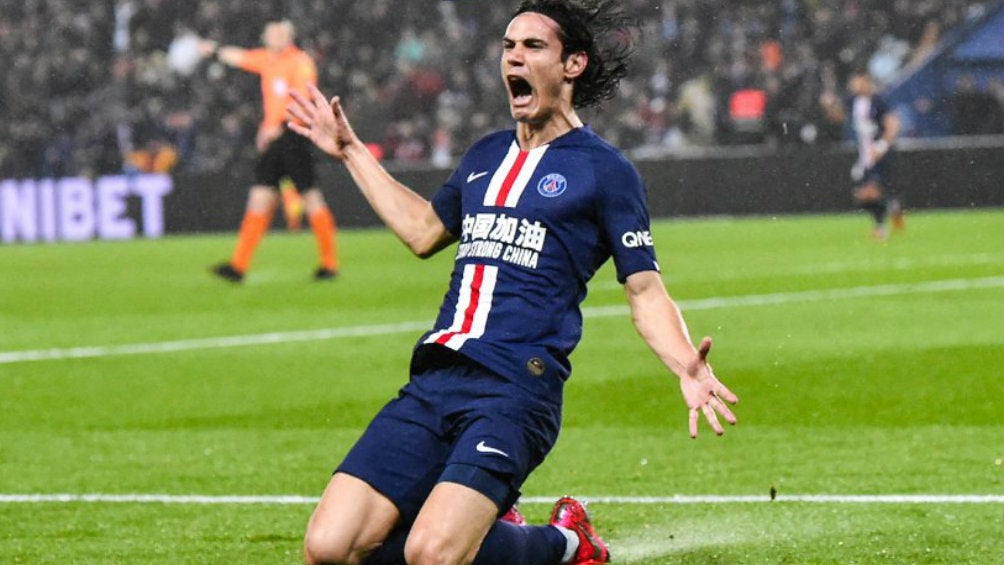 Edinson Cavani marcó su gol 200 con el PSG