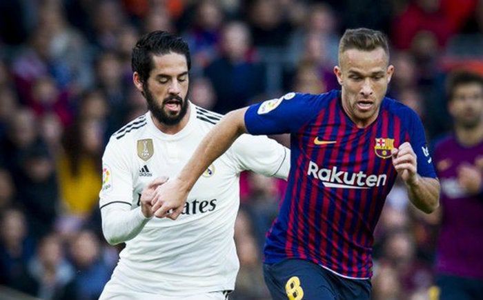 Isco y Arthur, en un Clásico