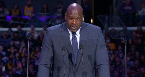 Shaquille O'Neal durante el homenaje a 'Black Mamba'