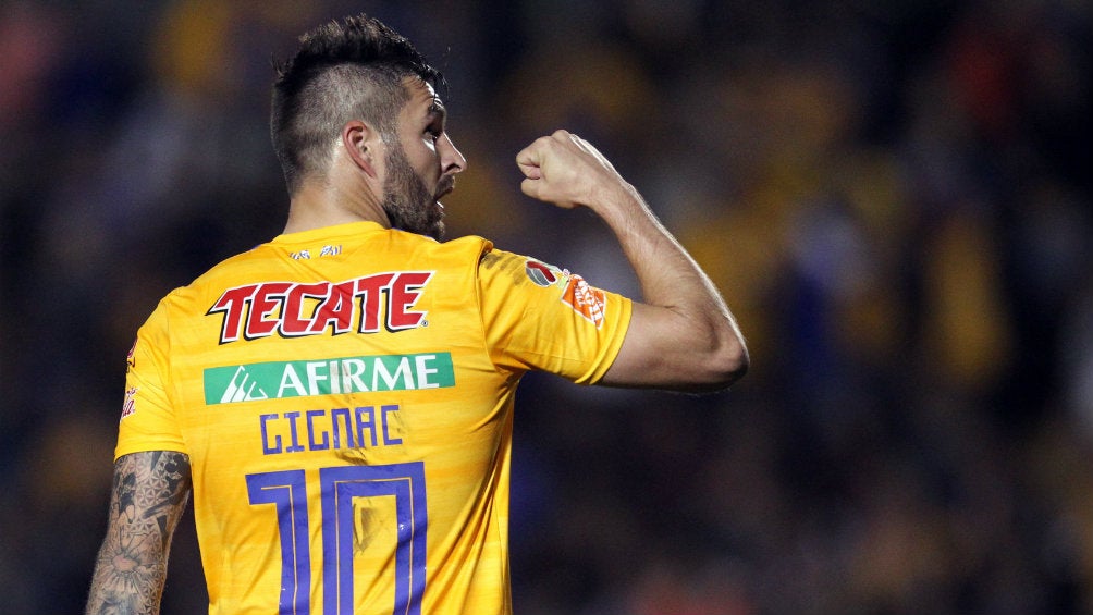 Gignac en festejo durante un partido con Tigres