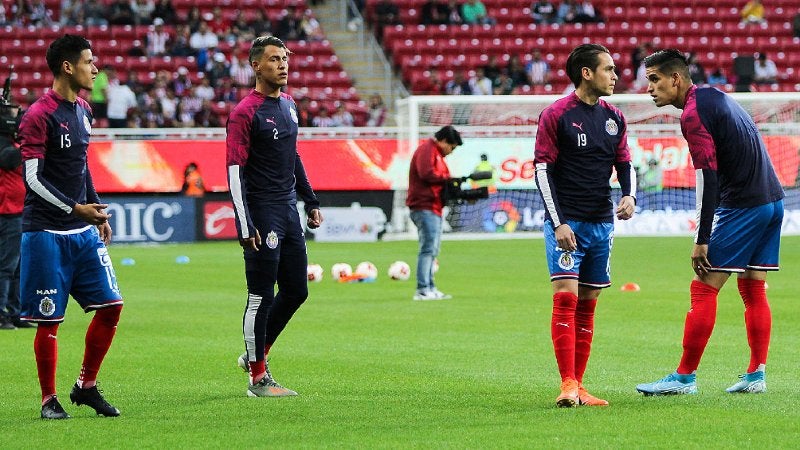 Chivas en entrenamiento