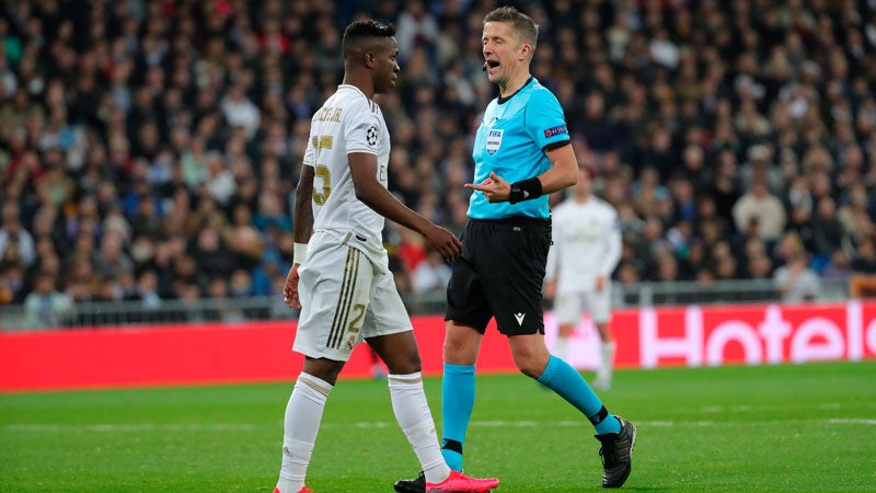 Vinicius tras la decisión del árbitro en el Bernabéu 